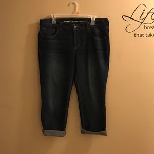 NWOT Old Navy boyfriend jeans